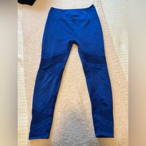 Women’s Blue Fabletics Leggings Medium